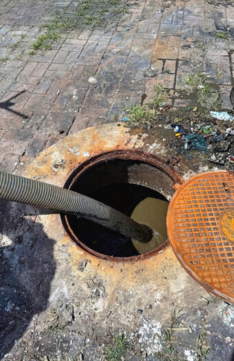 https://plumberroleystone.com.au/uploads/2025/06/blocked-drains-256136.jpg