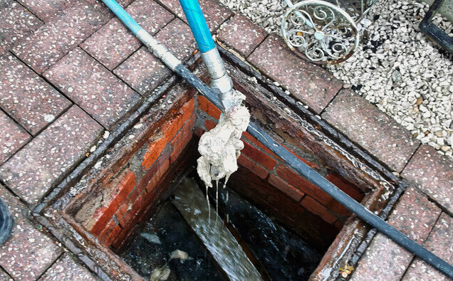 https://plumberroleystone.com.au/uploads/2025/06/blocked-drains-598620.jpg