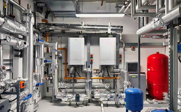 https://plumberroleystone.com.au/uploads/2025/06/commercial-plumbing-920069.jpg