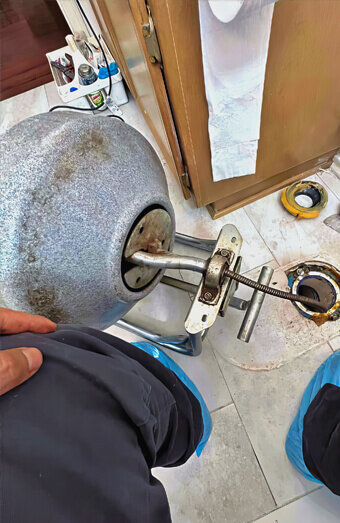 https://plumberroleystone.com.au/uploads/2025/06/emergency-plumbing-877321.jpg
