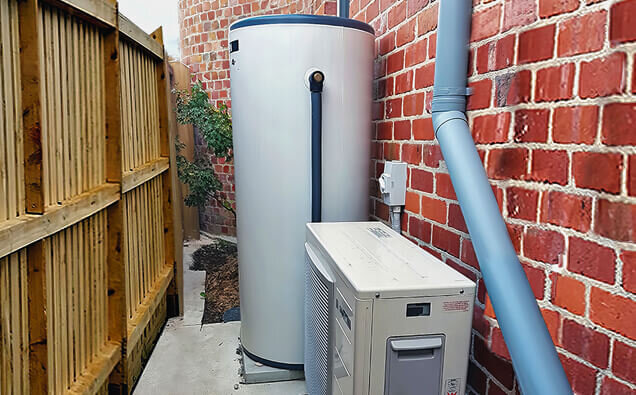 https://plumberroleystone.com.au/uploads/2025/06/hot-water-203104.jpg